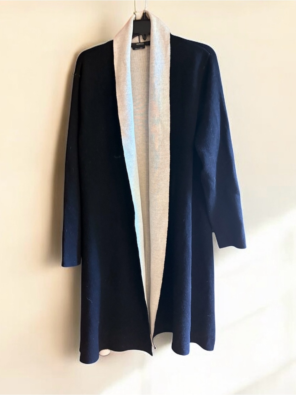 NWOT Vertigo Classic Open-Front Long Sweater / Duster - Black, Cream.